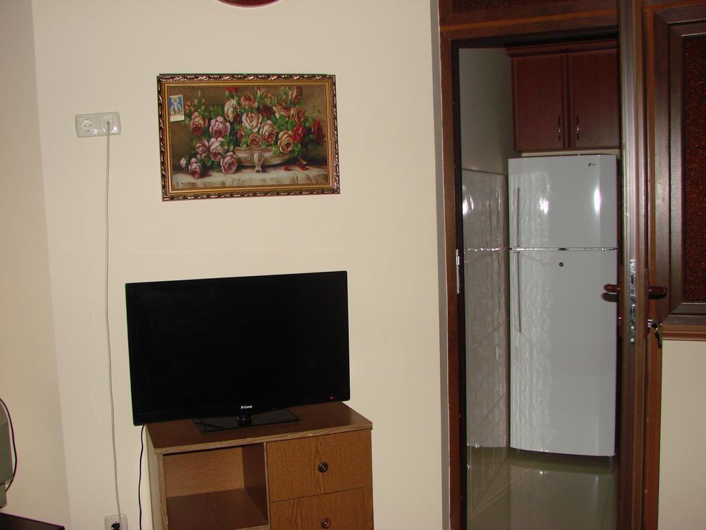 Gigi Apartments Batumi Exterior foto